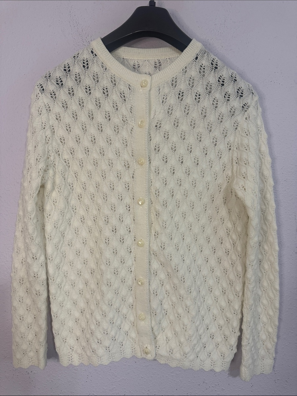 Vintage Women Cream Knit Button-Front Sweater Size Medium
